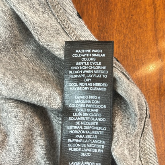 WHBM POLKA DOT SHIRRED SLEEVE TOP - Picture 11 of 11